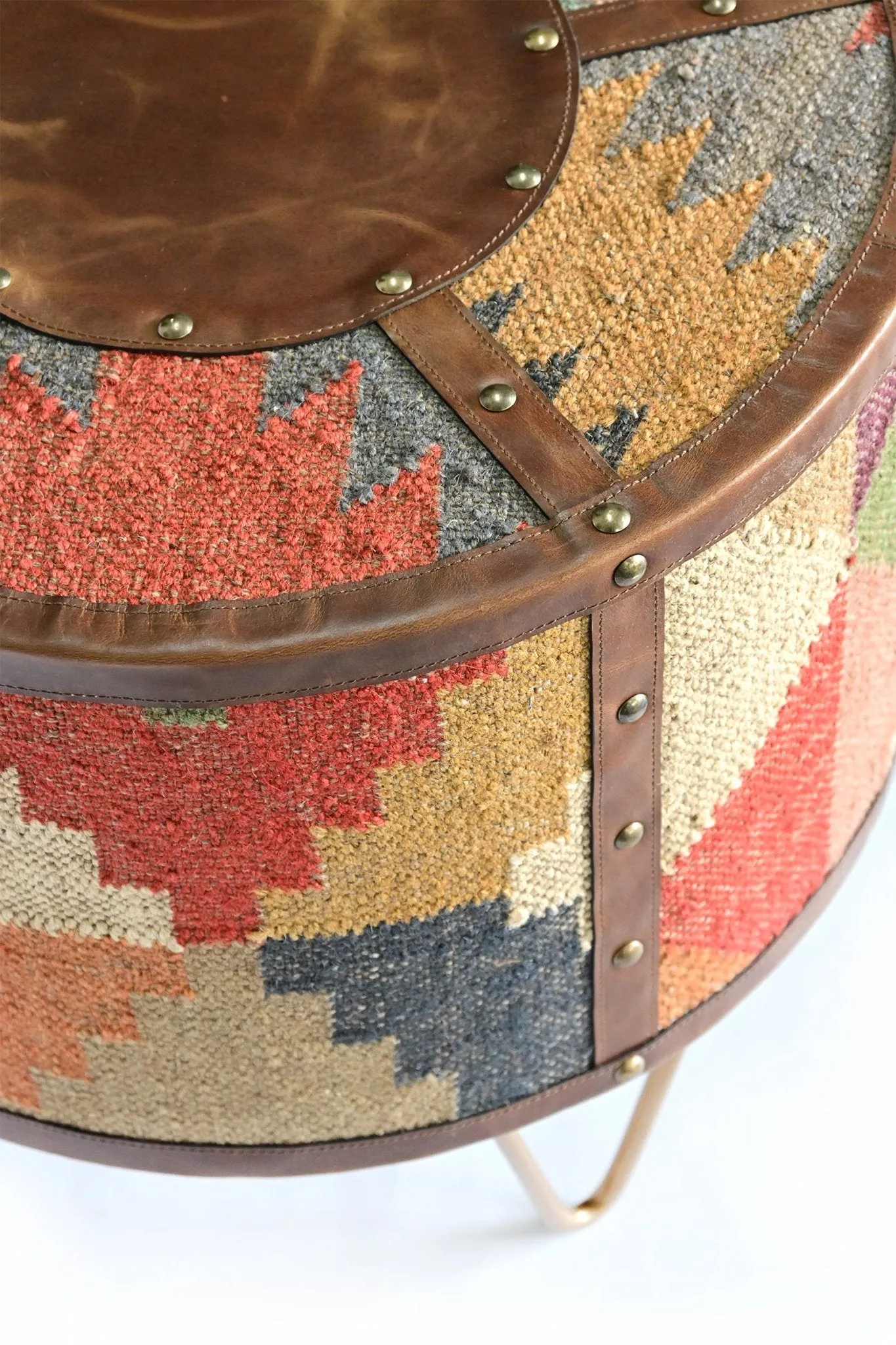 INDIRA - ROUND SIDE TABLE