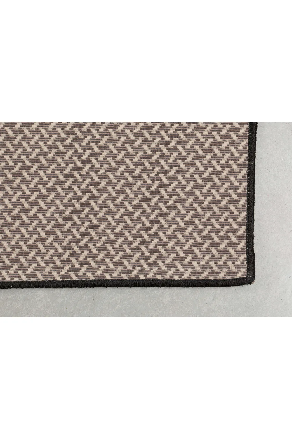 Rustic Outdoor Rug 5'5" x 8' | Zuiver Ranger